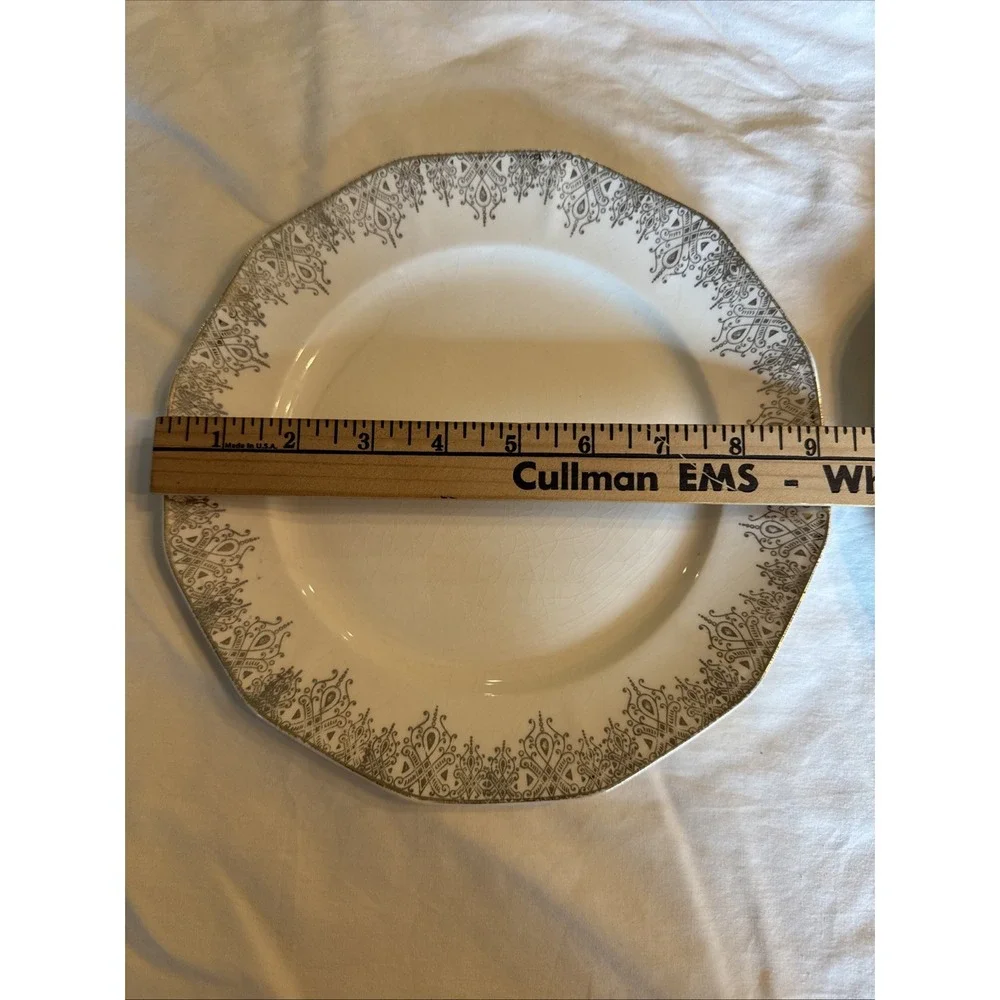 Royal China 22K Gold National Brotherhood Of‎ Operative Potters Dinner Plates